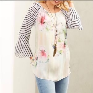 Floral Bell Sleeve Tunic